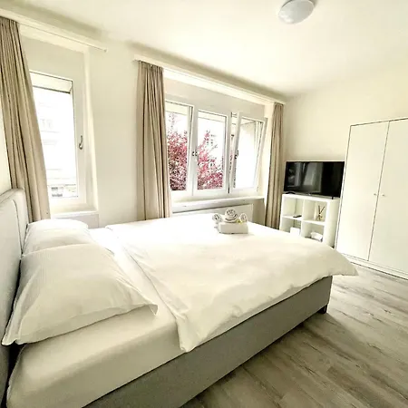 Delta - Bertastrasse *