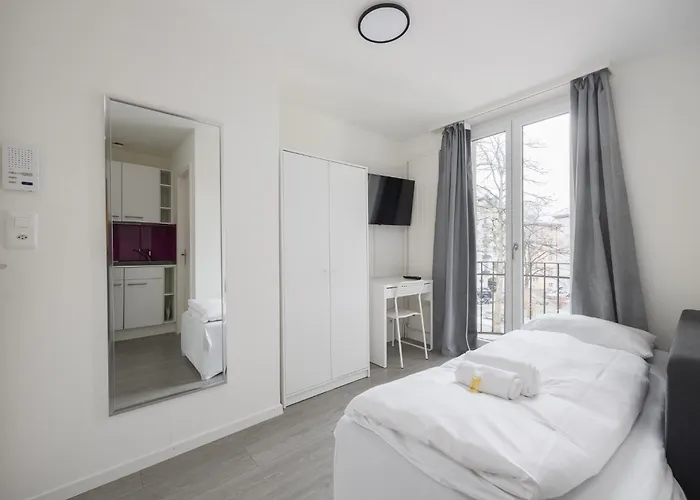 Delta - Bertastrasse - Self Check-in * Цюрих