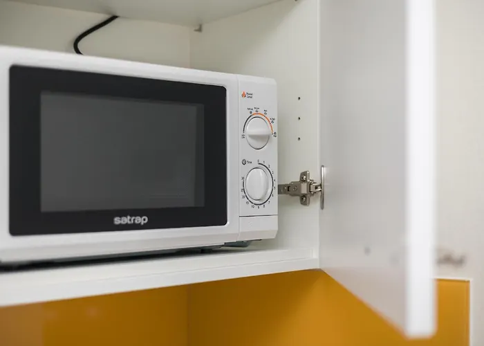 Delta - Bertastrasse - Self Check-in Цюрих