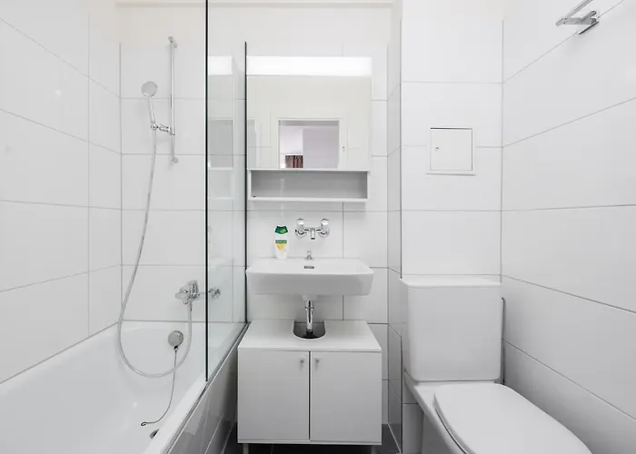 Delta - Bertastrasse - Self Check-in