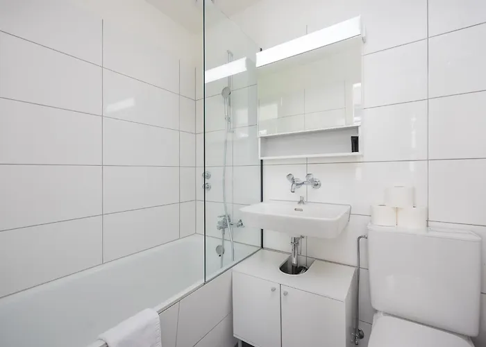 Delta - Bertastrasse - Self Check-in