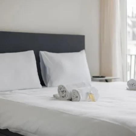 Urban Oasis With Queen Bed And View Be-44 *