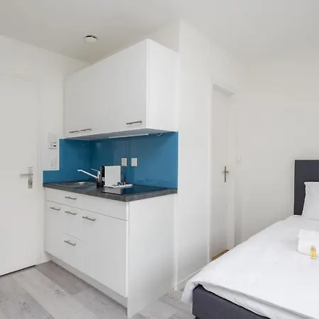 Urban Oasis With Queen Bed And View Be-44 شقة *